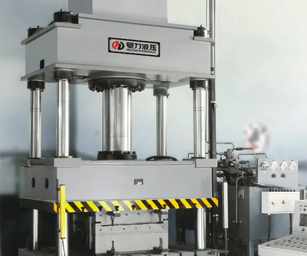 4-Post Hydraulic Press for Composite Materials